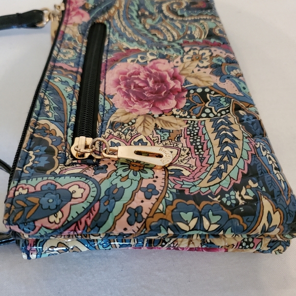 Selling Beautiful Floral Dual Zip Crossbody Purse - Picture 7 of 12